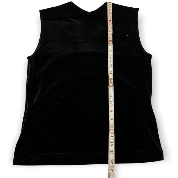 Chico’s Sleeveless V-Neck Velvet Shell Blouse Black Dressy Classic Med, Size 8 - Picture 4 of 4